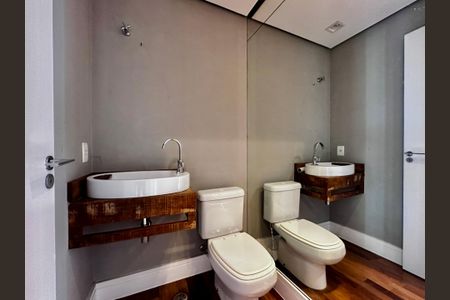 Apartamento à venda com 175m², 4 quartos e 3 vagas Apartamento à venda com 175m², 4 quartos e 3 vagasLavabo