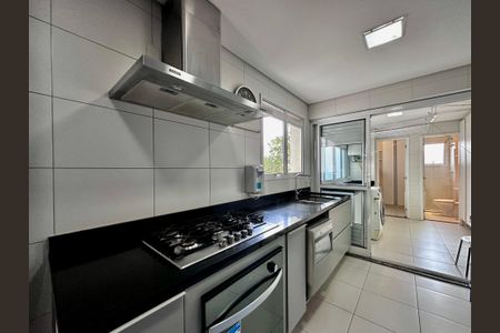 Apartamento à venda com 175m², 4 quartos e 3 vagas Apartamento à venda com 175m², 4 quartos e 3 vagasCozinha