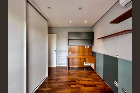 Apartamento à venda com 175m², 4 quartos e 3 vagas Apartamento à venda com 175m², 4 quartos e 3 vagasQuarto 3