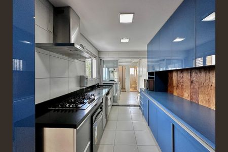 Apartamento à venda com 175m², 4 quartos e 3 vagas Apartamento à venda com 175m², 4 quartos e 3 vagasCozinha