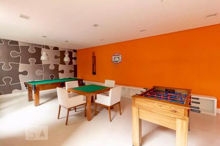 Apartamento à venda com 175m², 4 quartos e 3 vagas Apartamento à venda com 175m², 4 quartos e 3 vagasSalão de Jogos