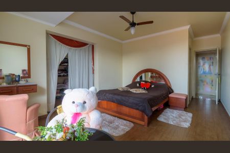 Casa à venda com 344m², 4 quartos e 5 vagas