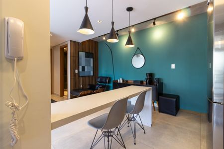 Apartamento à venda com 120m², 3 quartos e 2 vagas Apartamento à venda com 120m², 3 quartos e 2 vagasCozinha e Área de Serviço