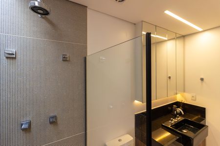 Apartamento à venda com 120m², 3 quartos e 2 vagas Apartamento à venda com 120m², 3 quartos e 2 vagasBanheiro da Suíte 2