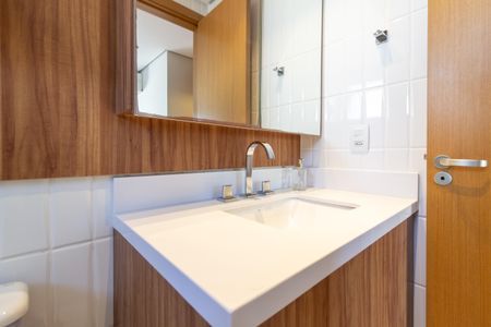 Apartamento à venda com 120m², 3 quartos e 2 vagas Apartamento à venda com 120m², 3 quartos e 2 vagasBanheiro da Suíte 1