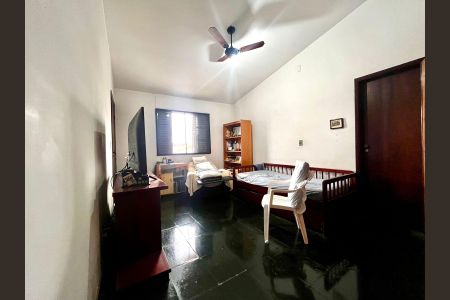 Casa à venda com 264m², 4 quartos e 4 vagas Casa à venda com 264m², 4 quartos e 4 vagasSuíte 1