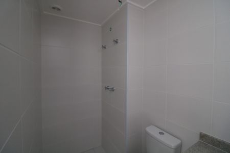 Apartamento à venda com 91m², 2 quartos e 2 vagasBanheiro da Suíte