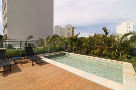 Apartamento à venda com 91m², 2 quartos e 2 vagasÁrea comum - Piscina