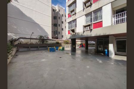 Apartamento à venda com 96m², 3 quartos e 1 vaga Apartamento à venda com 96m², 3 quartos e 1 vagaÁrea comum - Playground