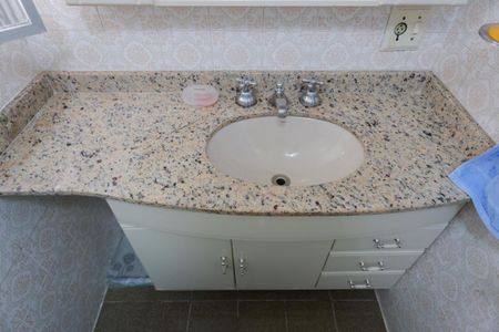 Apartamento à venda com 116m², 3 quartos e 2 vagas Apartamento à venda com 116m², 3 quartos e 2 vagasBanheiro da Suíte