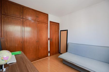 Apartamento à venda com 116m², 3 quartos e 2 vagas Apartamento à venda com 116m², 3 quartos e 2 vagasQuarto 2