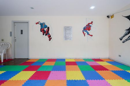 Apartamento à venda com 116m², 3 quartos e 2 vagas Apartamento à venda com 116m², 3 quartos e 2 vagasÁrea comum - Brinquedoteca