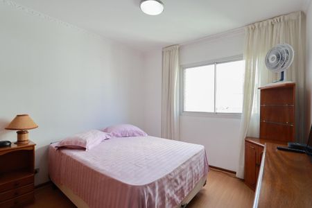 Apartamento à venda com 116m², 3 quartos e 2 vagas Apartamento à venda com 116m², 3 quartos e 2 vagasQuarto 1