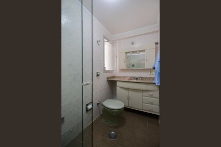 Apartamento à venda com 116m², 3 quartos e 2 vagas Apartamento à venda com 116m², 3 quartos e 2 vagasBanheiro da Suíte