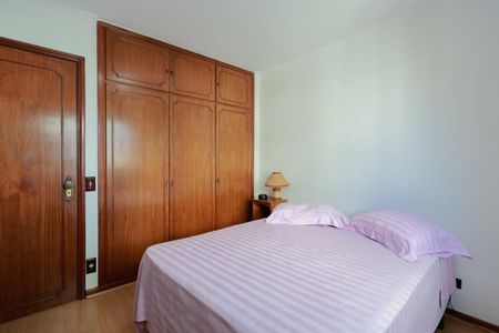 Apartamento à venda com 116m², 3 quartos e 2 vagas Apartamento à venda com 116m², 3 quartos e 2 vagasQuarto 1