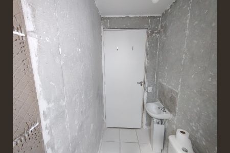 Apartamento à venda com 42m², 2 quartos e sem vaga Apartamento à venda com 42m², 2 quartos e sem vagaBanheiro