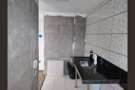 Apartamento à venda com 42m², 2 quartos e sem vaga Apartamento à venda com 42m², 2 quartos e sem vagaCozinha e Área de Serviço