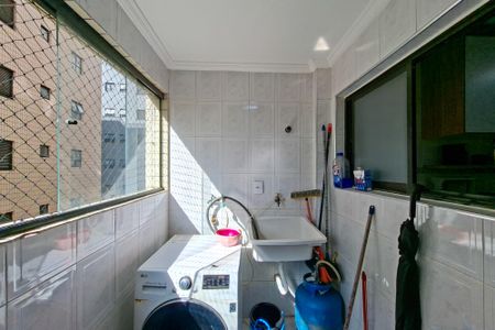 Apartamento para alugar com 110m², 2 quartos e 1 vagaÁrea de Serviço