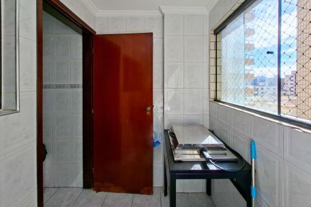 Apartamento para alugar com 110m², 2 quartos e 1 vagaÁrea de Serviço