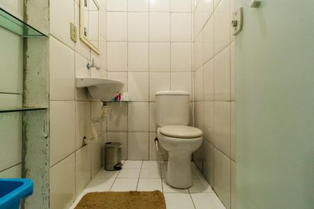 Casa à venda com 180m², 2 quartos e 3 vagasBanheiro da Suíte