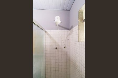 Casa à venda com 180m², 2 quartos e 3 vagasBanheiro