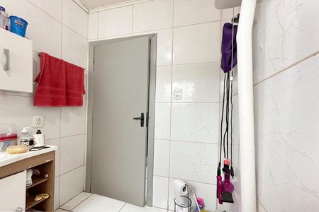 Casa à venda com 78m², 2 quartos e 1 vagaBanheiro