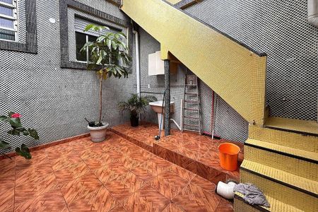 Casa à venda com 210m², 3 quartos e 2 vagas