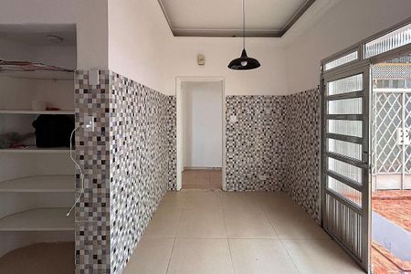Casa à venda com 210m², 3 quartos e 2 vagas