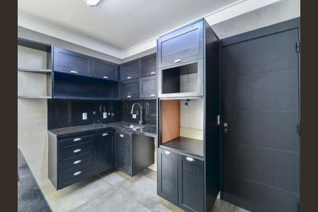 Casa de condomínio à venda com 250m², 3 quartos e 2 vagas
