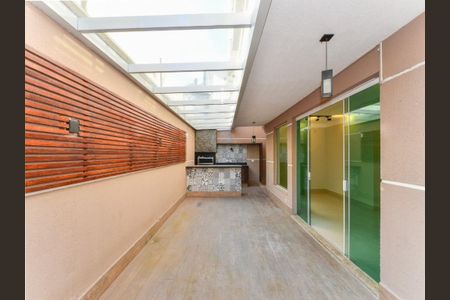 Casa de condomínio à venda com 250m², 3 quartos e 2 vagas