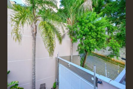 Casa de condomínio à venda com 250m², 3 quartos e 2 vagas
