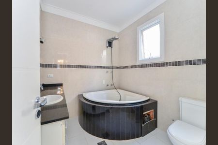 Casa de condomínio à venda com 250m², 3 quartos e 2 vagas
