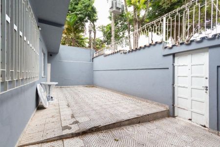 Casa de condomínio à venda com 101m², 3 quartos e 2 vagas