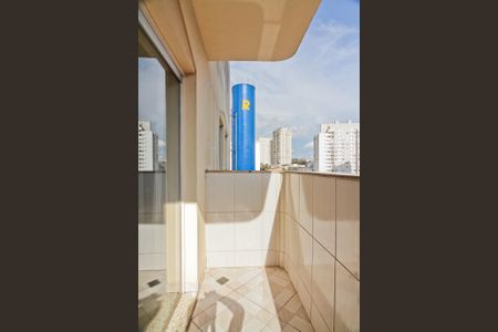Apartamento à venda com 76m², 2 quartos e 1 vaga Apartamento à venda com 76m², 2 quartos e 1 vagaVaranda Sala