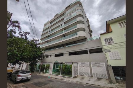 Apartamento à venda com 89m², 2 quartos e 2 vagasFachada e portaria