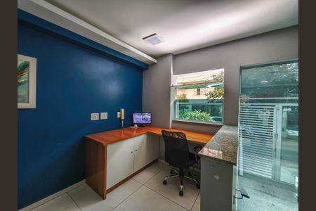 Apartamento à venda com 89m², 2 quartos e 2 vagasFachada e portaria