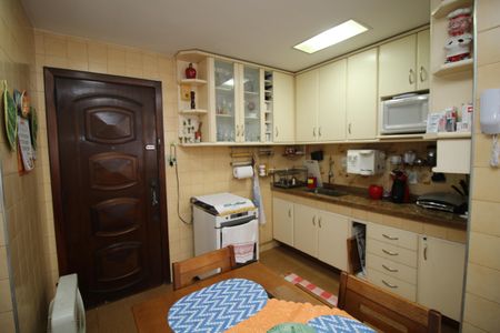 Apartamento à venda com 70m², 2 quartos e 1 vagaCozinha