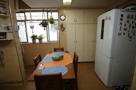 Apartamento à venda com 70m², 2 quartos e 1 vagaCozinha