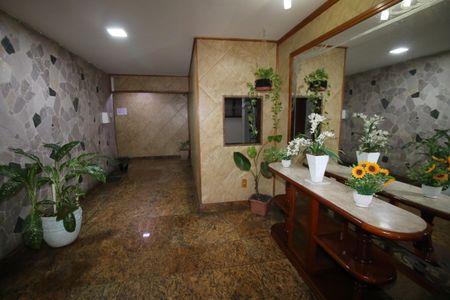 Apartamento à venda com 70m², 2 quartos e 1 vagaHall de entrada