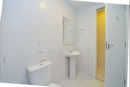 Apartamento à venda com 73m², 3 quartos e 1 vaga Apartamento à venda com 73m², 3 quartos e 1 vagaBanheiro Social