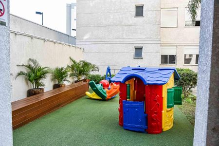 Apartamento à venda com 73m², 3 quartos e 1 vaga Apartamento à venda com 73m², 3 quartos e 1 vagaÁrea comum - Playground