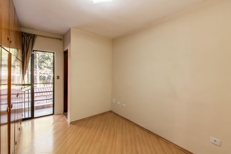 Casa à venda com 145m², 3 quartos e 2 vagas Casa à venda com 145m², 3 quartos e 2 vagasSuite
