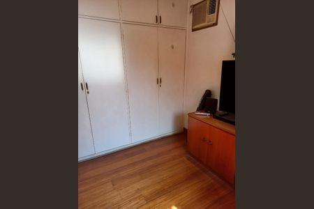 Casa à venda com 203m², 3 quartos e 2 vagas Casa à venda com 203m², 3 quartos e 2 vagasFoto 04