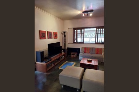 Casa à venda com 203m², 3 quartos e 2 vagas Casa à venda com 203m², 3 quartos e 2 vagasFoto 27