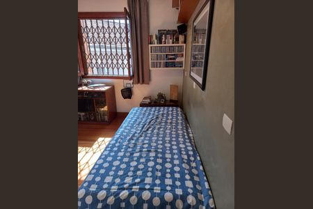 Casa à venda com 203m², 3 quartos e 2 vagas Casa à venda com 203m², 3 quartos e 2 vagasFoto 01