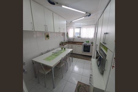 Apartamento à venda com 74m², 2 quartos e 1 vaga