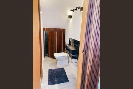 Casa à venda com 310m², 3 quartos e 2 vagas Casa à venda com 310m², 3 quartos e 2 vagasFoto 04