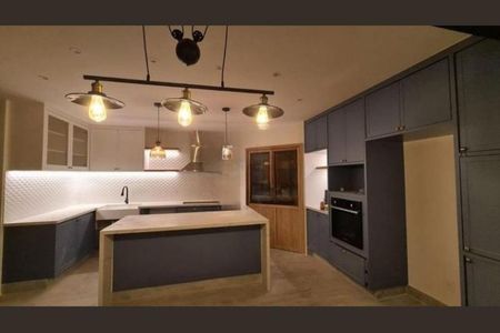Casa à venda com 310m², 3 quartos e 2 vagas Casa à venda com 310m², 3 quartos e 2 vagasFoto 03