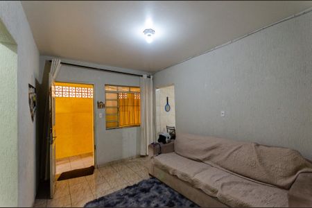 Casa à venda com 200m², 3 quartos e sem vaga Casa à venda com 200m², 3 quartos e sem vagaSala Casa 2