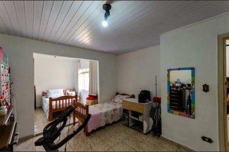 Casa à venda com 200m², 3 quartos e sem vaga Casa à venda com 200m², 3 quartos e sem vagaQuarto - Casa 1